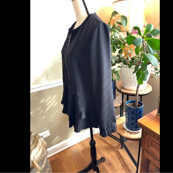 Nine West~Women’s Tiered Zip Front Jacket🌹 - Picture 3 of 14